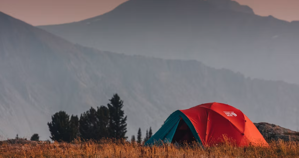 How much backpacking should weigh
